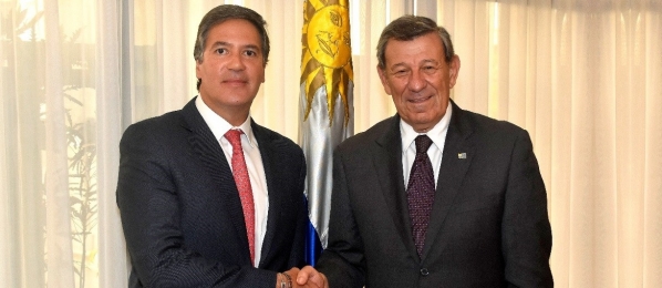 Renuncia el embajador de Colombia en Uruguay por el 